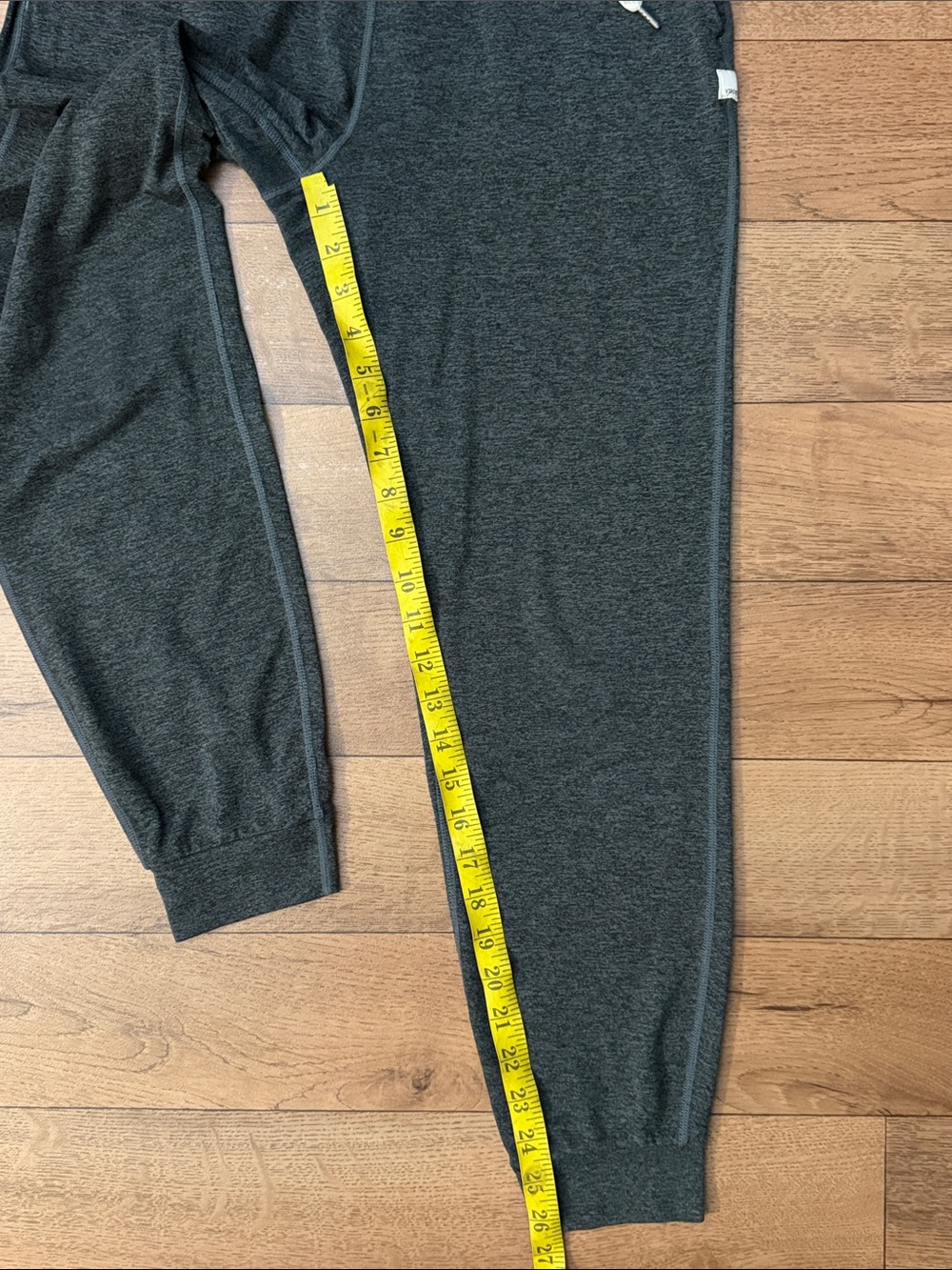 Vuori Size Small Performance Joggers Style VW303-L Heathered Dark Grey Comfy S - Picture 12 of 12